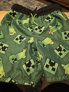 Minecraft Boys - Medium - Green Creeper Print Swim Trunks - EUC